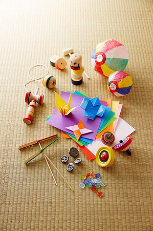 simsearch:700-00025922,k - Traditional Japanese toys Stock Photo - Premium Royalty-Free, Code: 622-09195367