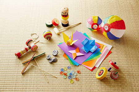 simsearch:700-00025922,k - Traditional Japanese toys Stock Photo - Premium Royalty-Free, Code: 622-09195371