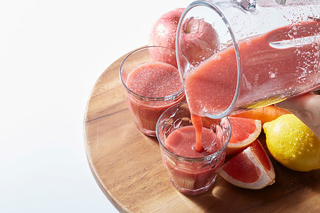 simsearch:859-03601051,k - Smoothie Stock Photo - Premium Royalty-Free, Code: 622-09235882