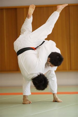 drilling (activity) - Two Men Competing in a Judo Match Foto de stock - Sin royalties Premium, Código: 622-00947266