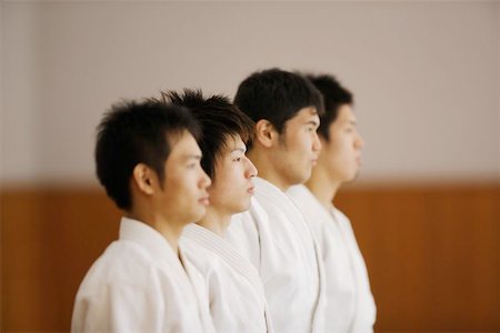 drilling (activity) - Members of a Judo Dojo Lined Up Foto de stock - Sin royalties Premium, Código: 622-00947268