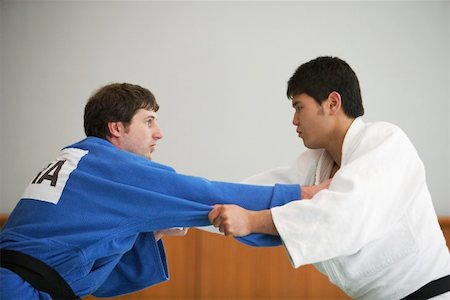 drilling (activity) - Two Men Competing in a Judo Match Foto de stock - Sin royalties Premium, Código: 622-00947270