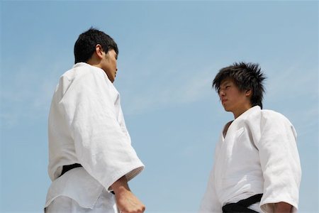 drilling (activity) - Two Men Competing in a Judo Match Foto de stock - Sin royalties Premium, Código: 622-00947282