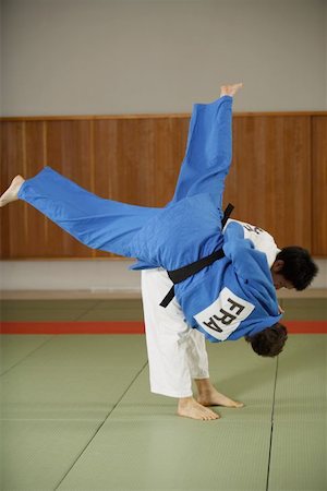 drilling (activity) - Two Men Competing in a Judo Match Foto de stock - Sin royalties Premium, Código: 622-00947298