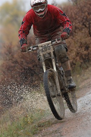 red trail - Mountain Biker Going through Water Stock Photo - Premium Royalty-Free, Code: 622-01572152