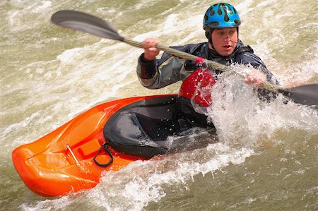 Kayaker Negotiating the River Stock Photo - Premium Royalty-Free, Code: 622-01572243