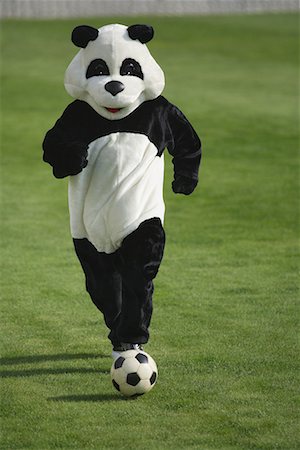 Panda Playing Football Stock Photo - Premium Royalty-Free, Code: 622-01572262