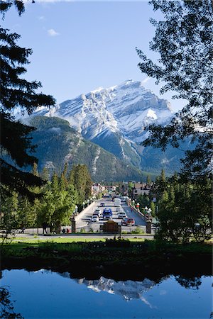 simsearch:622-02759675,k - Road  and Snow-Coved Mountains at Banff in Canada Stock Photo - Premium Royalty-Free, Code: 622-02759650