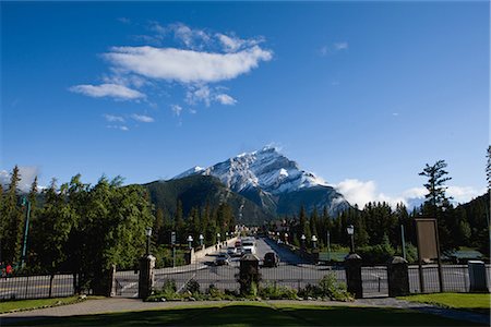 simsearch:622-02759675,k - Road  and Snow-Coved Mountains at Banff in Canada Stock Photo - Premium Royalty-Free, Code: 622-02759651