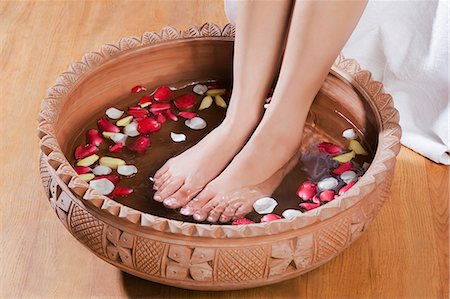 Woman getting a pedicure treatment Stock Photo - Premium Royalty-Free, Code: 630-06721860