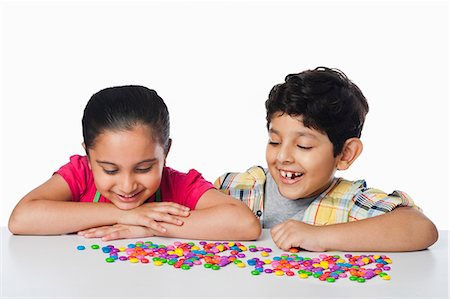 simsearch:630-07071771,k - Children playing with candies Stock Photo - Premium Royalty-Free, Code: 630-07071777