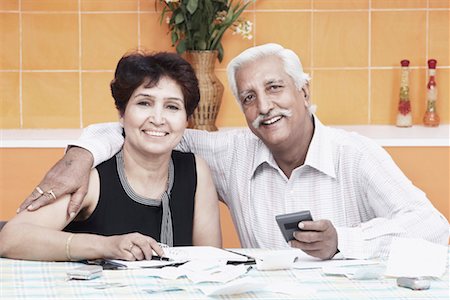 simsearch:630-01076466,k - Portrait of a mature couple smiling Stock Photo - Premium Royalty-Free, Code: 630-01076830