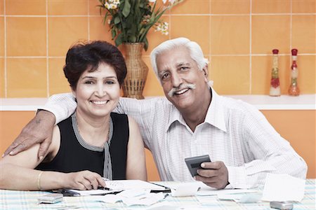 simsearch:630-01076466,k - Portrait of a mature couple smiling Stock Photo - Premium Royalty-Free, Code: 630-01076831