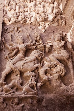 simsearch:400-08792993,k - Statue of goddess Durga carved in a cave, Ellora, Aurangabad, Maharashtra, India Foto de stock - Sin royalties Premium, Código: 630-01708956