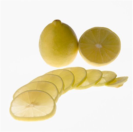 Close-up of slices of lemon Foto de stock - Sin royalties Premium, Código: 630-01709296