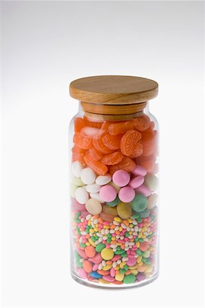 simsearch:630-01709492,k - Close-up of a jar of various candies Stock Photo - Premium Royalty-Free, Code: 630-01709491