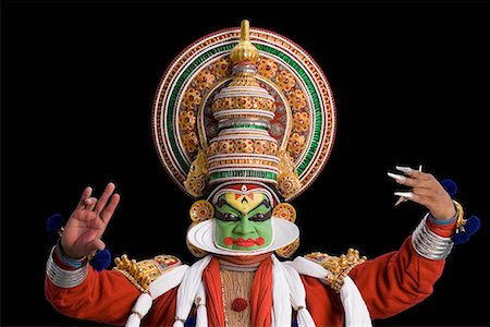 picture theater mask - Portrait of a Kathakali dance performer dancing Stock Photo - Premium Royalty-Free, Code: 630-01709961