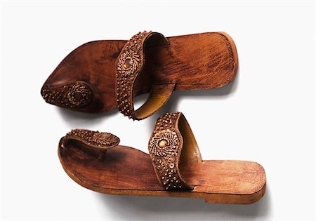 simsearch:857-03192847,k - Close-up of a pair of footwear Foto de stock - Sin royalties Premium, Código: 630-03479256