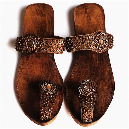 simsearch:857-03192847,k - Close-up of a pair of footwear Foto de stock - Sin royalties Premium, Código: 630-03479258