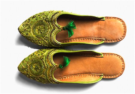 simsearch:857-03192847,k - Close-up of a pair of footwear Foto de stock - Sin royalties Premium, Código: 630-03479265