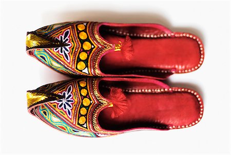 simsearch:857-03192847,k - Close-up of a pair of footwear Foto de stock - Sin royalties Premium, Código: 630-03479266