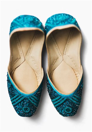 simsearch:857-03192847,k - Close-up of a pair of footwear Foto de stock - Sin royalties Premium, Código: 630-03479263