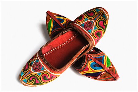 simsearch:857-03192847,k - Close-up of two pairs of footwear Foto de stock - Sin royalties Premium, Código: 630-03479293