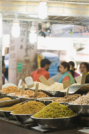 simsearch:600-02973036,k - Dry fruits for sale at a market stall, Delhi, India Stock Photo - Premium Royalty-Free, Code: 630-03480500