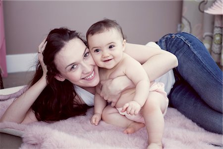 diaper girls picture - Mother and baby girl, portrait Stock Photo - Premium Royalty-Free, Code: 632-05760573