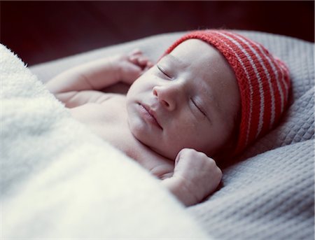simsearch:649-07521015,k - New born baby sleeping, portrait Stock Photo - Premium Royalty-Free, Code: 632-05760669