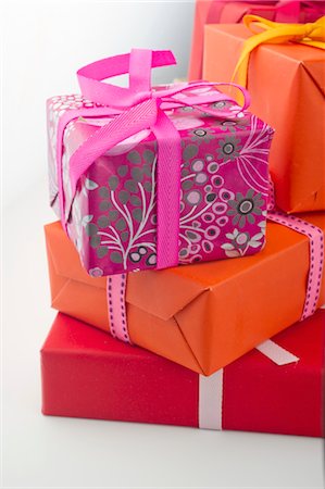 Festively wrapped gifts Stock Photo - Premium Royalty-Free, Code: 632-05991524