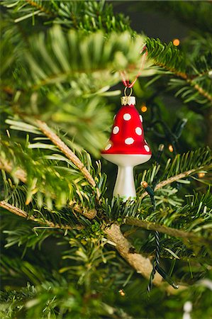 simsearch:632-06354416,k - Mushroom shaped Christmas ornament on tree Stock Photo - Premium Royalty-Free, Code: 632-06404208