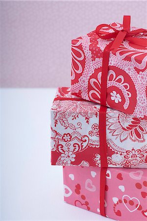 simsearch:632-05991504,k - Festively wrapped gifts Stock Photo - Premium Royalty-Free, Code: 632-06404225