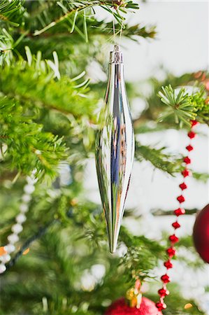 Christmas ornament on tree Stock Photo - Premium Royalty-Free, Code: 632-06404380