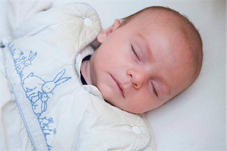 simsearch:614-07031850,k - Baby sleeping, portrait Stock Photo - Premium Royalty-Free, Code: 632-06967700