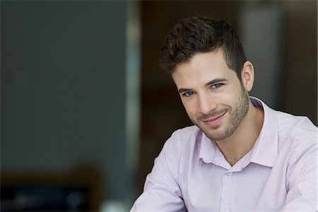 simsearch:632-08130128,k - Young businessman, portrait Stock Photo - Premium Royalty-Free, Code: 632-08886783