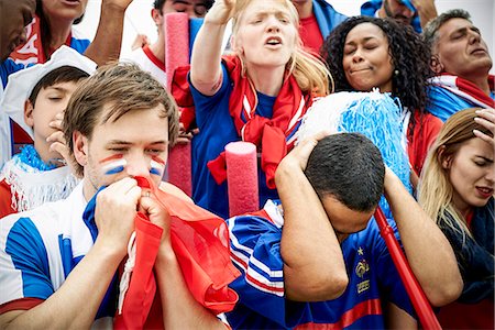simsearch:628-05817772,k - French football fans watching football match Stock Photo - Premium Royalty-Free, Code: 632-09130152