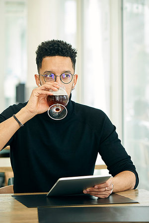 Businessman having drink Stock Photo - Premium Royalty-Free, Code: 632-09192530