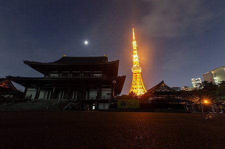 simsearch:6113-07242242,k - Zojoji Temple and Tokyo Tower at night Foto de stock - Sin royalties Premium, Código: 632-09273113