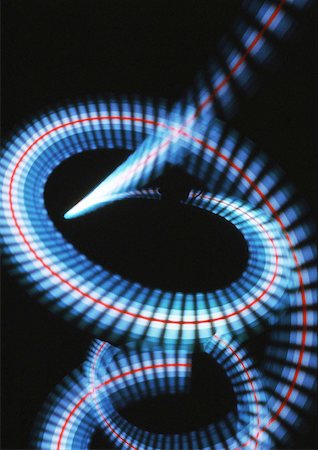 Effet lumineux ""spirale"", bleus, rouges et blanc, fond noir Photographie de stock - Premium Libres de Droits, Code: 632-01138312