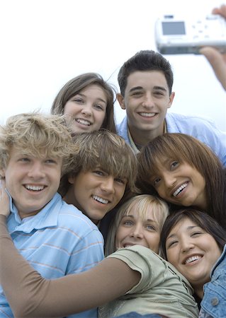 simsearch:695-03382482,k - Young adult friends posing for photo Stock Photo - Premium Royalty-Free, Code: 632-01156620