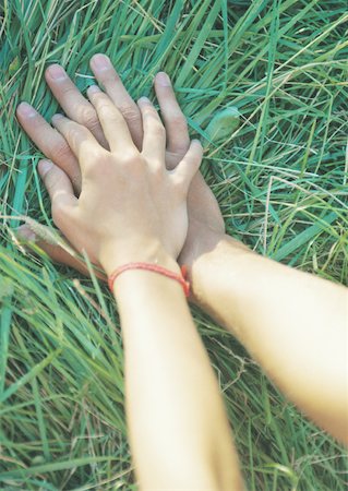 simsearch:632-06029740,k - Holding hands Stock Photo - Premium Royalty-Free, Code: 632-01153682