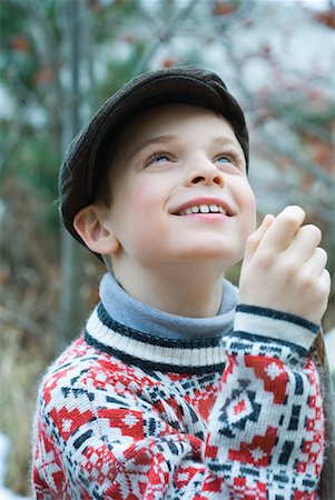 simsearch:695-03376367,k - Boy looking up, portrait Stock Photo - Premium Royalty-Free, Code: 632-01613076