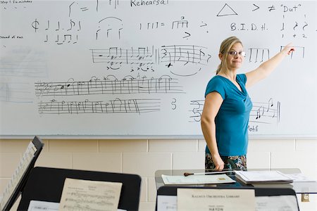 simsearch:400-04570412,k - Teaching music theory class Stock Photo - Premium Royalty-Free, Code: 632-03501102