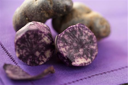 root vegetable - Purple potatoes Stock Photo - Premium Royalty-Free, Code: 632-03754650