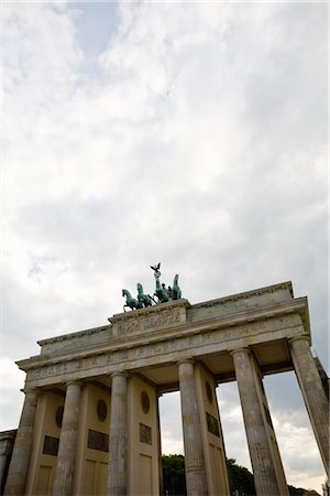 Porte de Brandebourg de Berlin, en Allemagne, Photographie de stock - Premium Libres de Droits, Code: 632-03779332