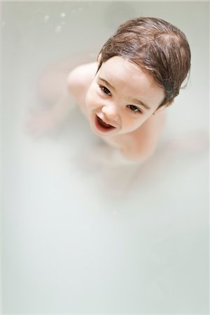 simsearch:632-05554011,k - Toddler boy taking a bath, portrait Stock Photo - Premium Royalty-Free, Code: 632-03848225