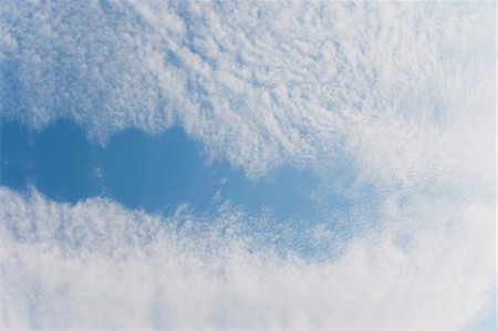 simsearch:633-06322603,k - Cirrostratus clouds Stock Photo - Premium Royalty-Free, Code: 633-06322512