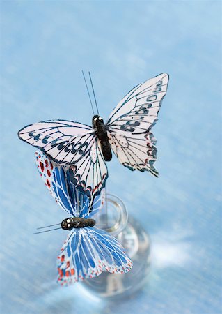 simsearch:700-01538773,k - Fake butterflies Stock Photo - Premium Royalty-Free, Code: 633-01273004