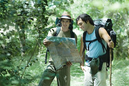 simsearch:633-01715612,k - Hikers standing, looking at map Stock Photo - Premium Royalty-Free, Code: 633-01573803
